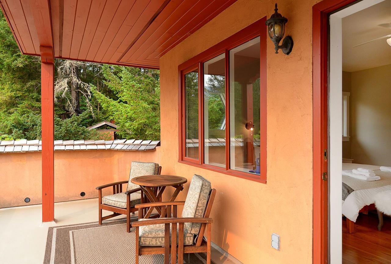 Sunshine Villa B&B Madeira Park Екстериор снимка