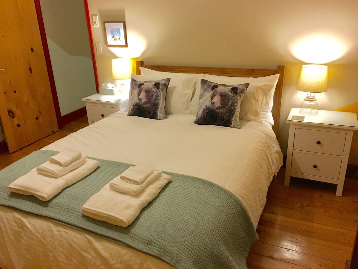 Sunshine Villa B&B Madeira Park Екстериор снимка