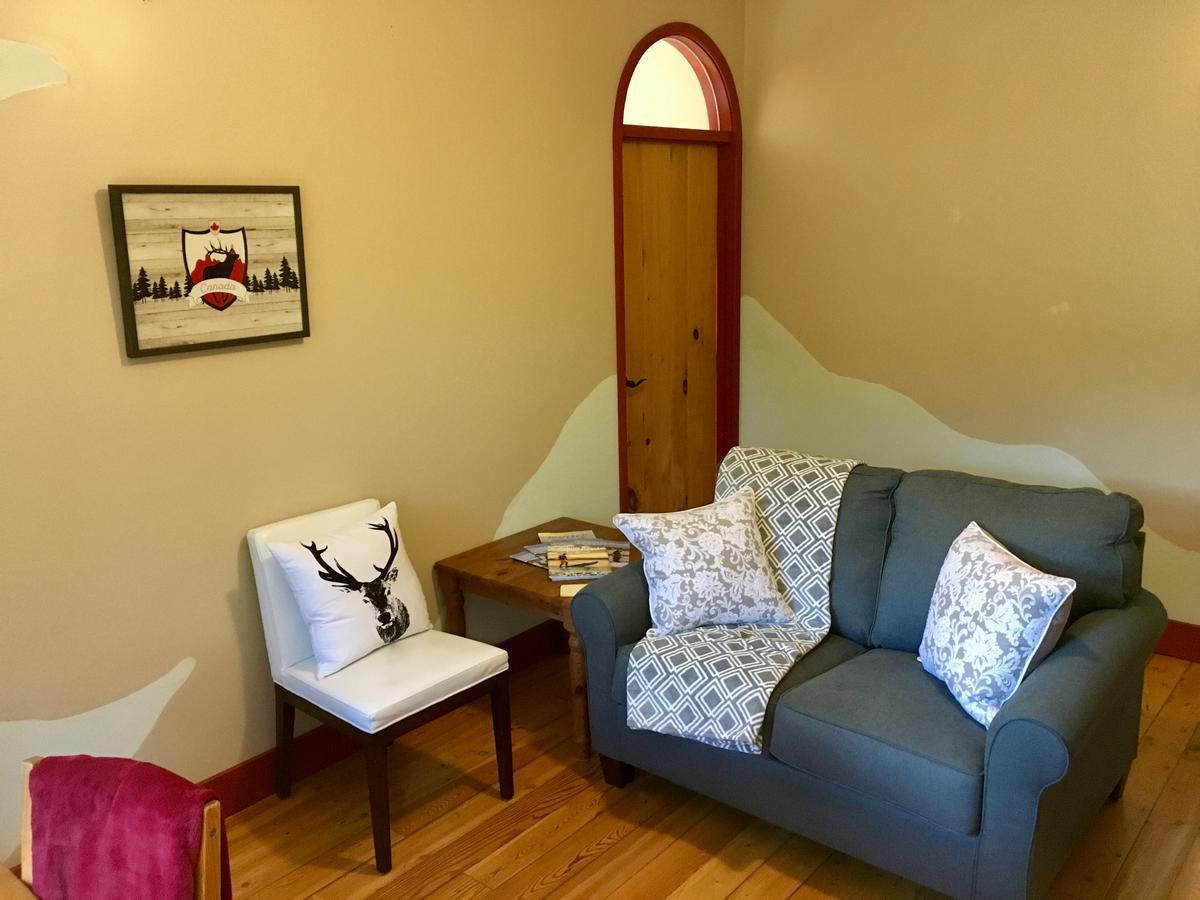 Sunshine Villa B&B Madeira Park Екстериор снимка