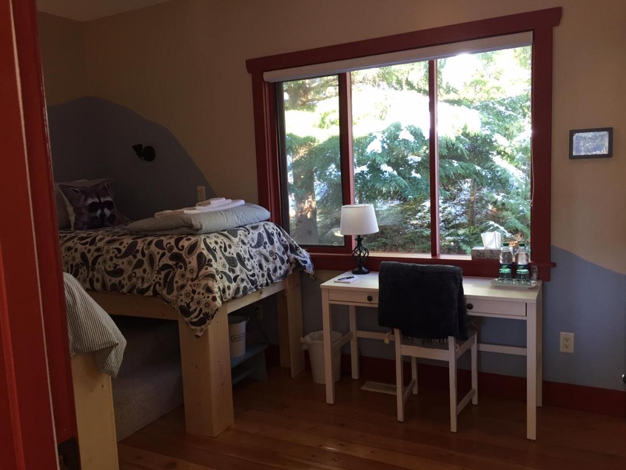 Sunshine Villa B&B Madeira Park Екстериор снимка