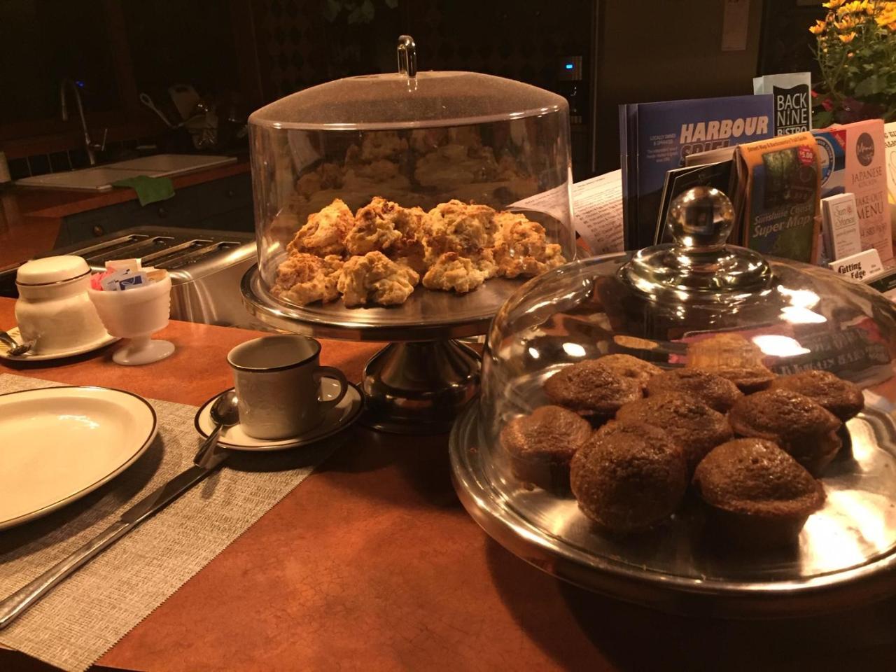 Sunshine Villa B&B Madeira Park Екстериор снимка